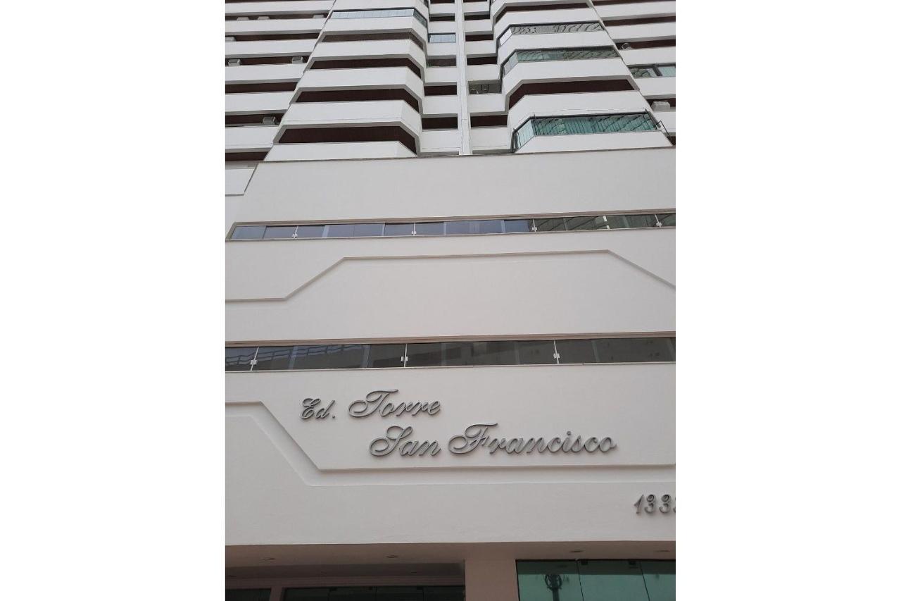 Balneário Camboriú 3 Suites Linda Vista Da Orla De Bc A 50M Da Praia - Somente Familiares מראה חיצוני תמונה