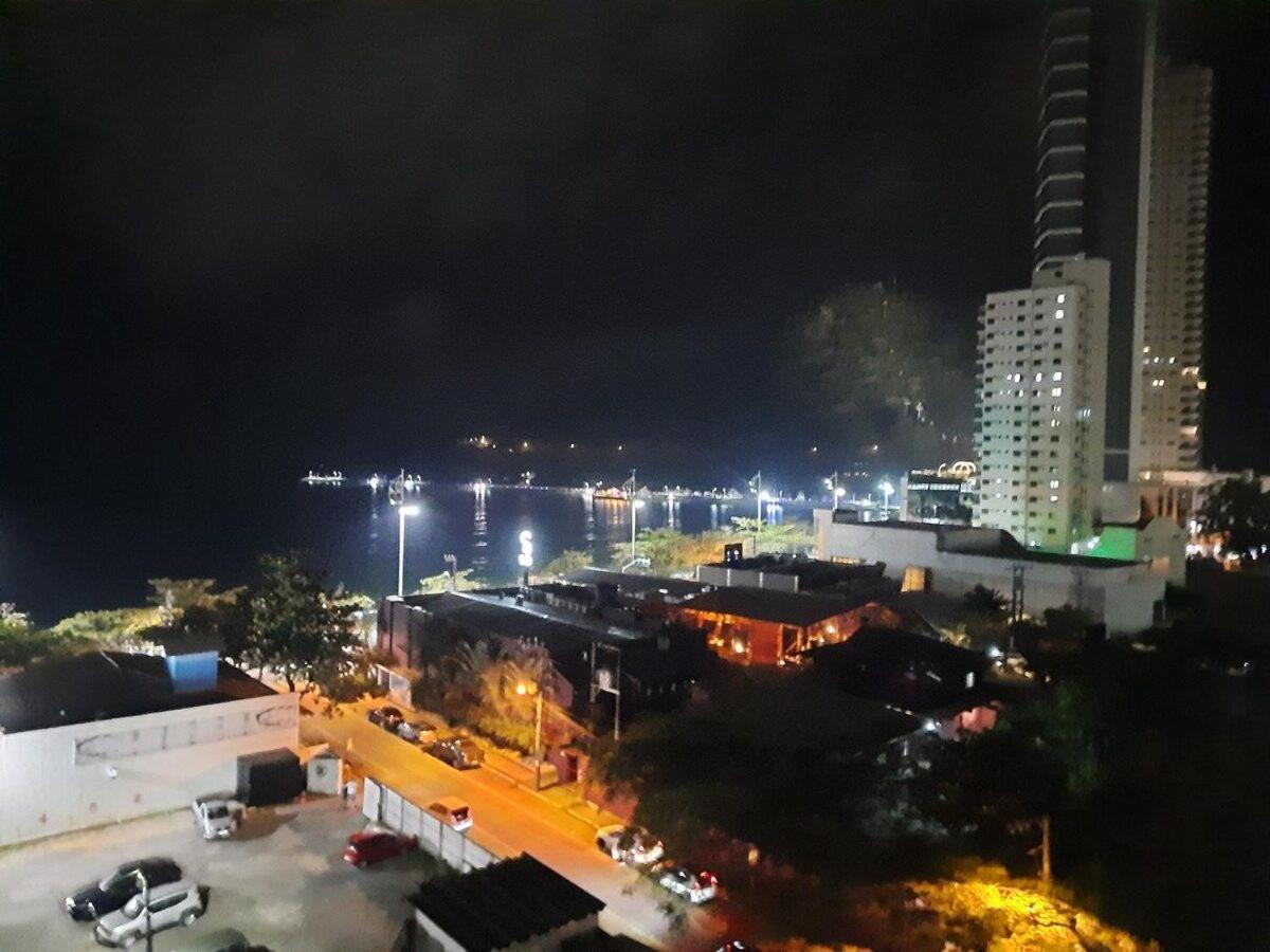 Balneário Camboriú 3 Suites Linda Vista Da Orla De Bc A 50M Da Praia - Somente Familiares מראה חיצוני תמונה