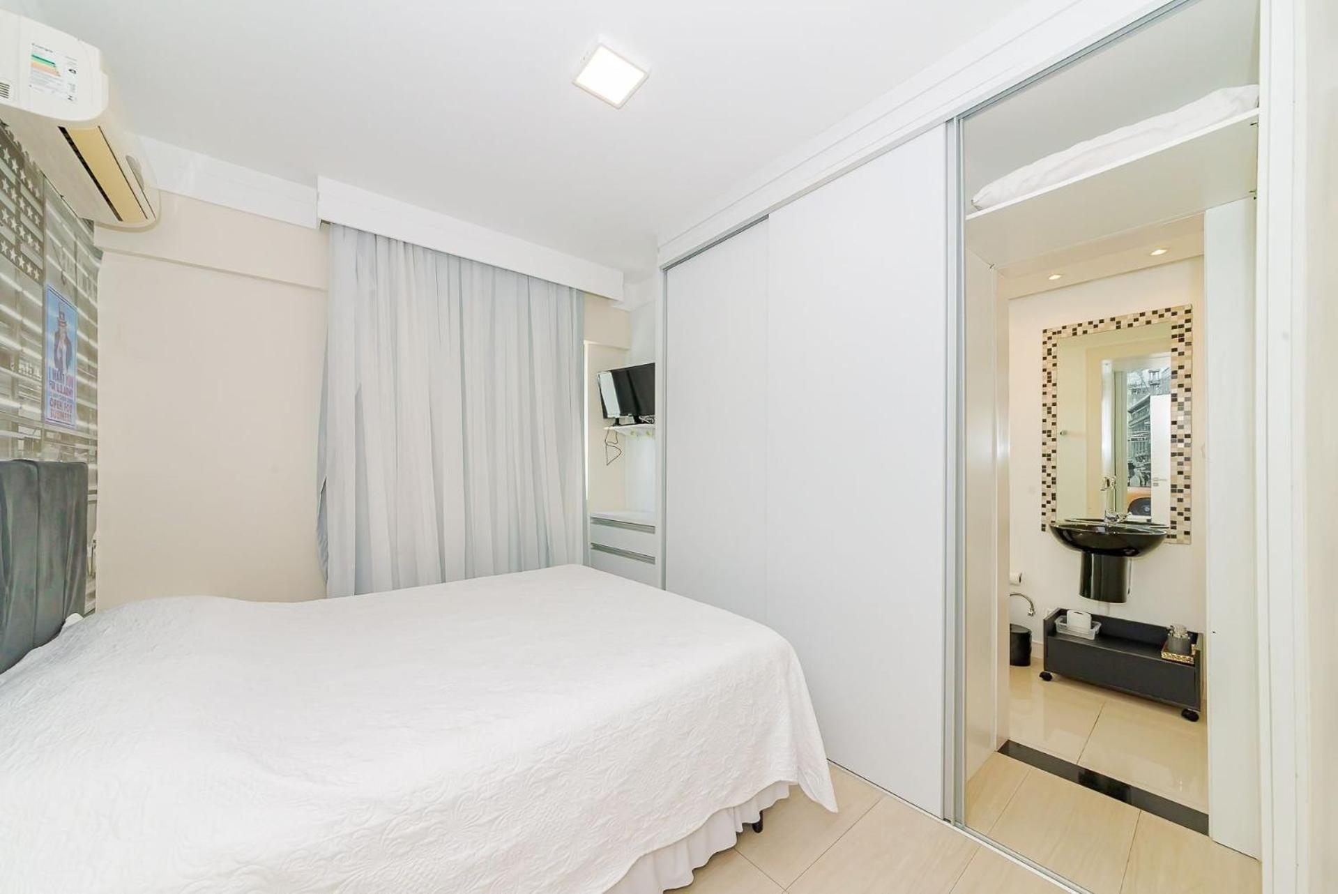 Balneário Camboriú 3 Suites Linda Vista Da Orla De Bc A 50M Da Praia - Somente Familiares מראה חיצוני תמונה