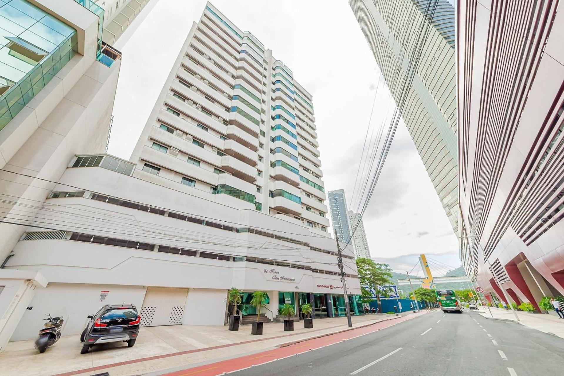 Balneário Camboriú 3 Suites Linda Vista Da Orla De Bc A 50M Da Praia - Somente Familiares מראה חיצוני תמונה