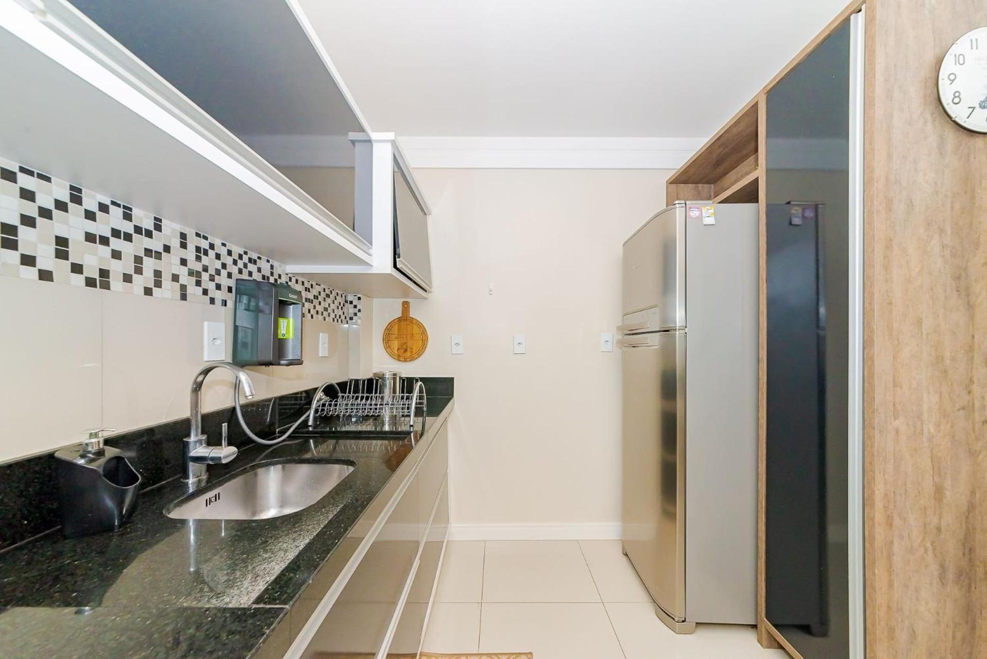 Balneário Camboriú 3 Suites Linda Vista Da Orla De Bc A 50M Da Praia - Somente Familiares מראה חיצוני תמונה